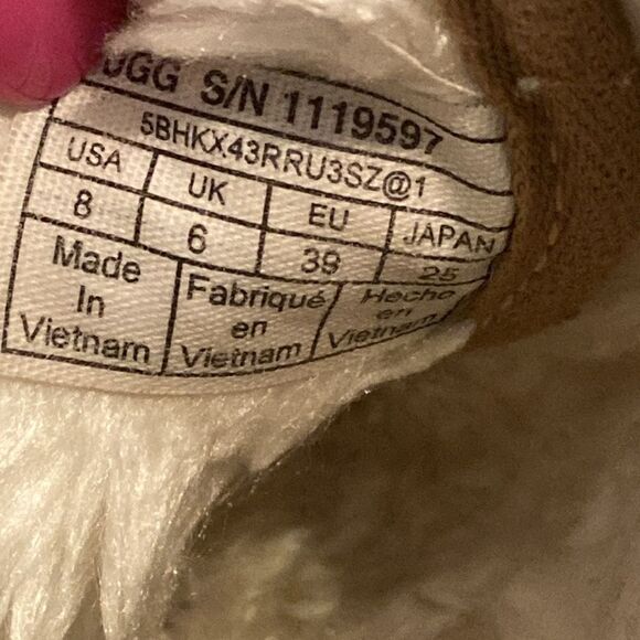 UGG Nuemel Tan Canvas Ankle Boots size 8 women’s - Picture 11 of 11